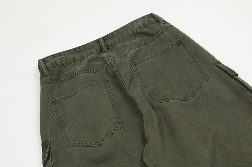 Multi-Pocket Wide-Leg Cargo Pants