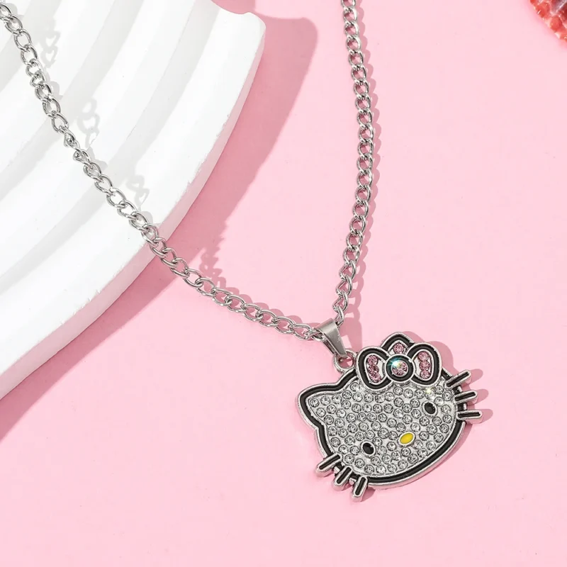 Hello Kitty Shiny Diamonds Necklace - Image 3